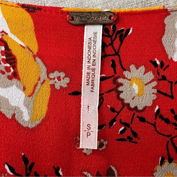 Free People Maxi Red Floral Tie Wrap Dress - Size Small - Picture 7 of 10